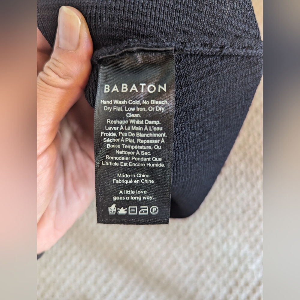 Babaton Sculpt Ribbed Crop Tank - Picture 4 of 4